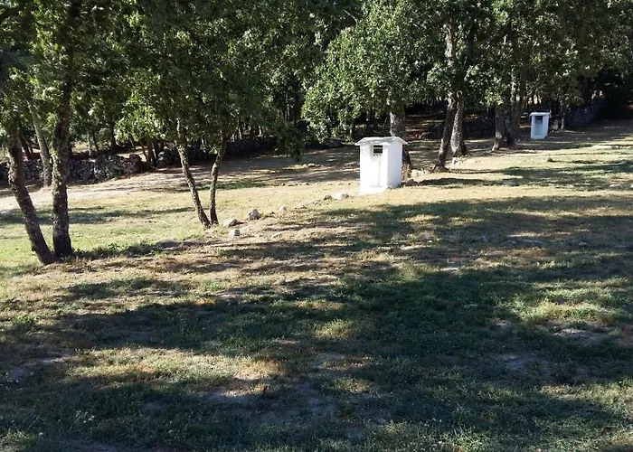 Casitas De Arribes Camping