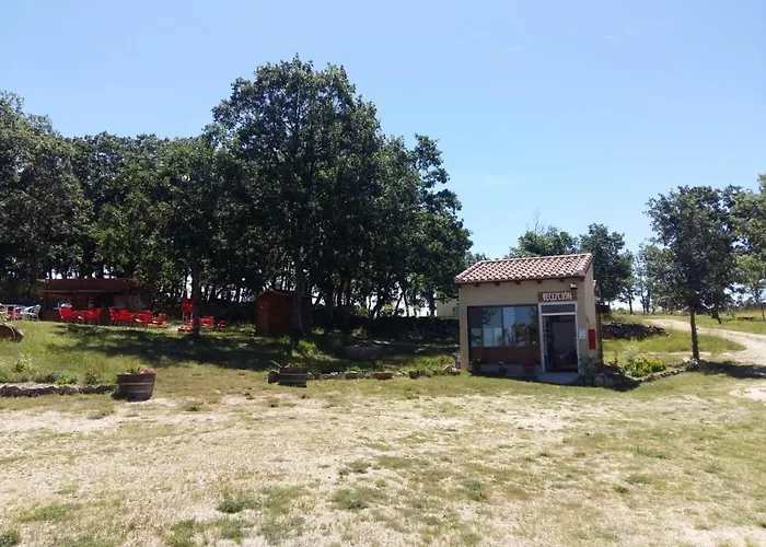 Casitas De Arribes Camping